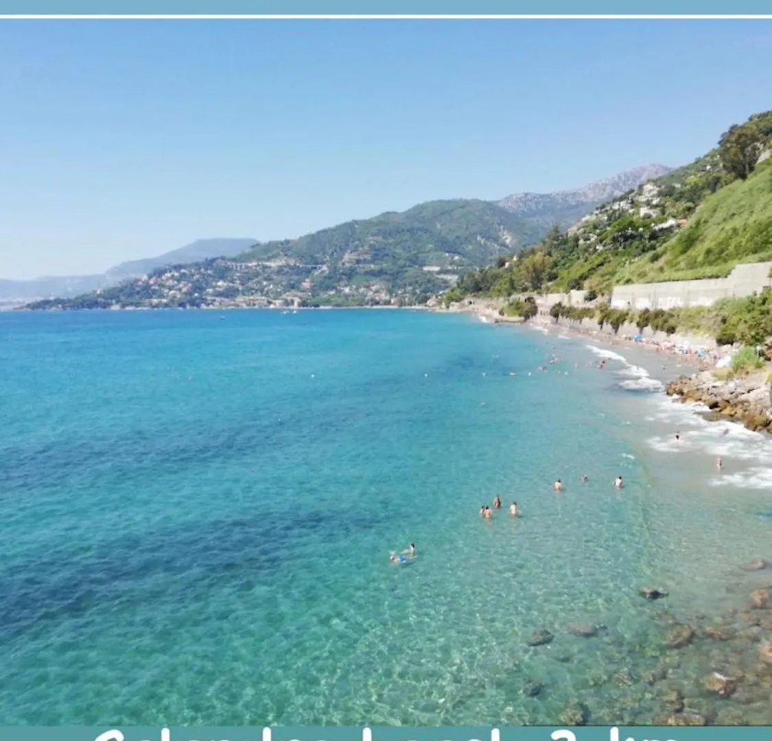 Apartman Appartamento Un Mare Di Fiori Ventimiglia