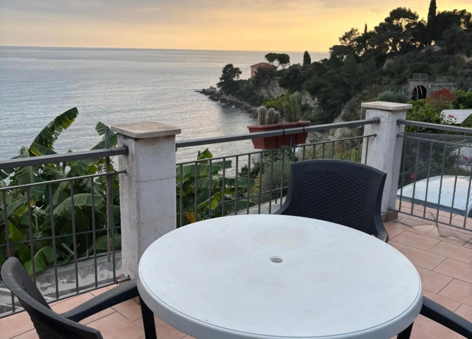 Apartman Appartamento Un Mare Di Fiori Ventimiglia